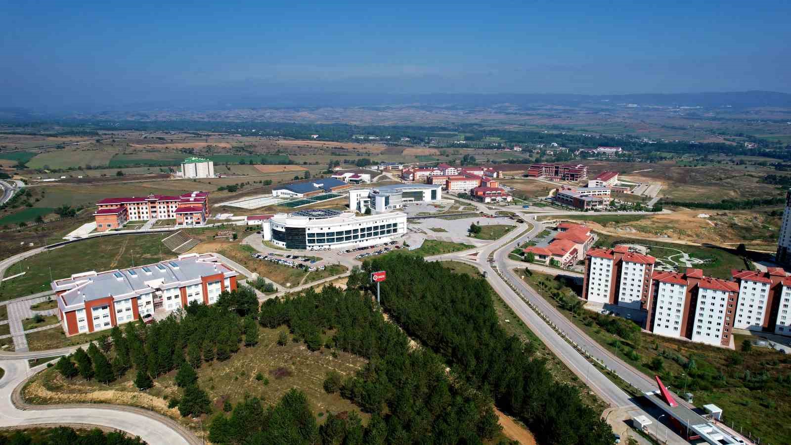 Kastamonu Üniversitesi, URAP dünya sıralamasında yükselişini sürdürdü
?v=1