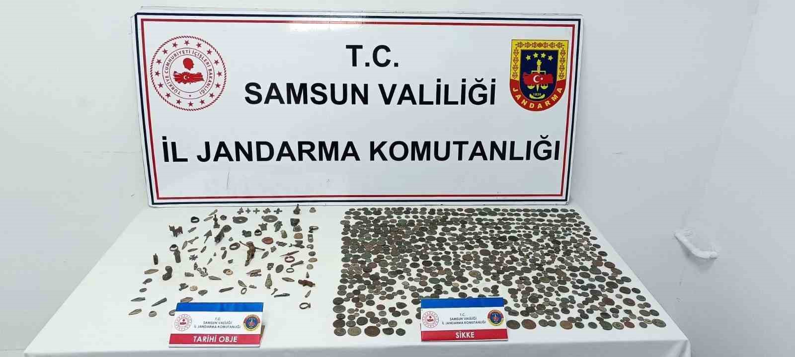 Samsun’da jandarmadan tarihi eser operasyonu
?v=1