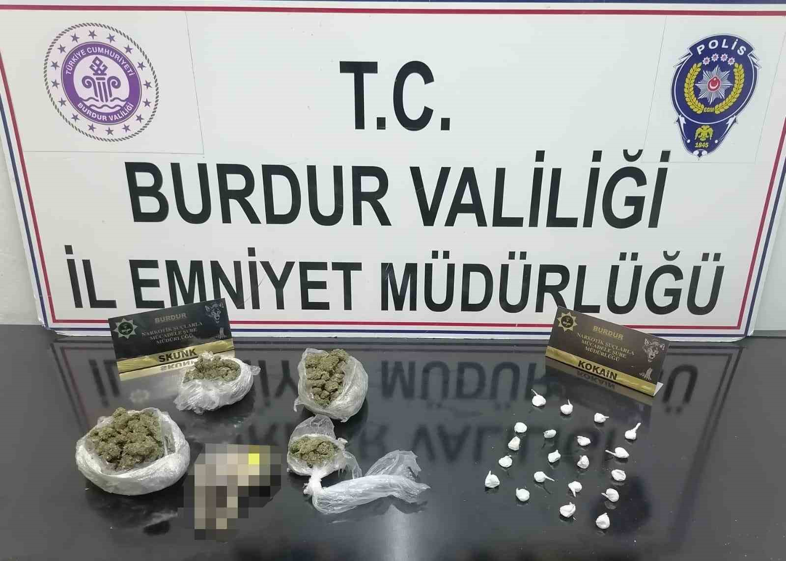 Burdur’da durdurulan araçtan uyuşturucu çıktı, 1 kişi tutuklandı
?v=1