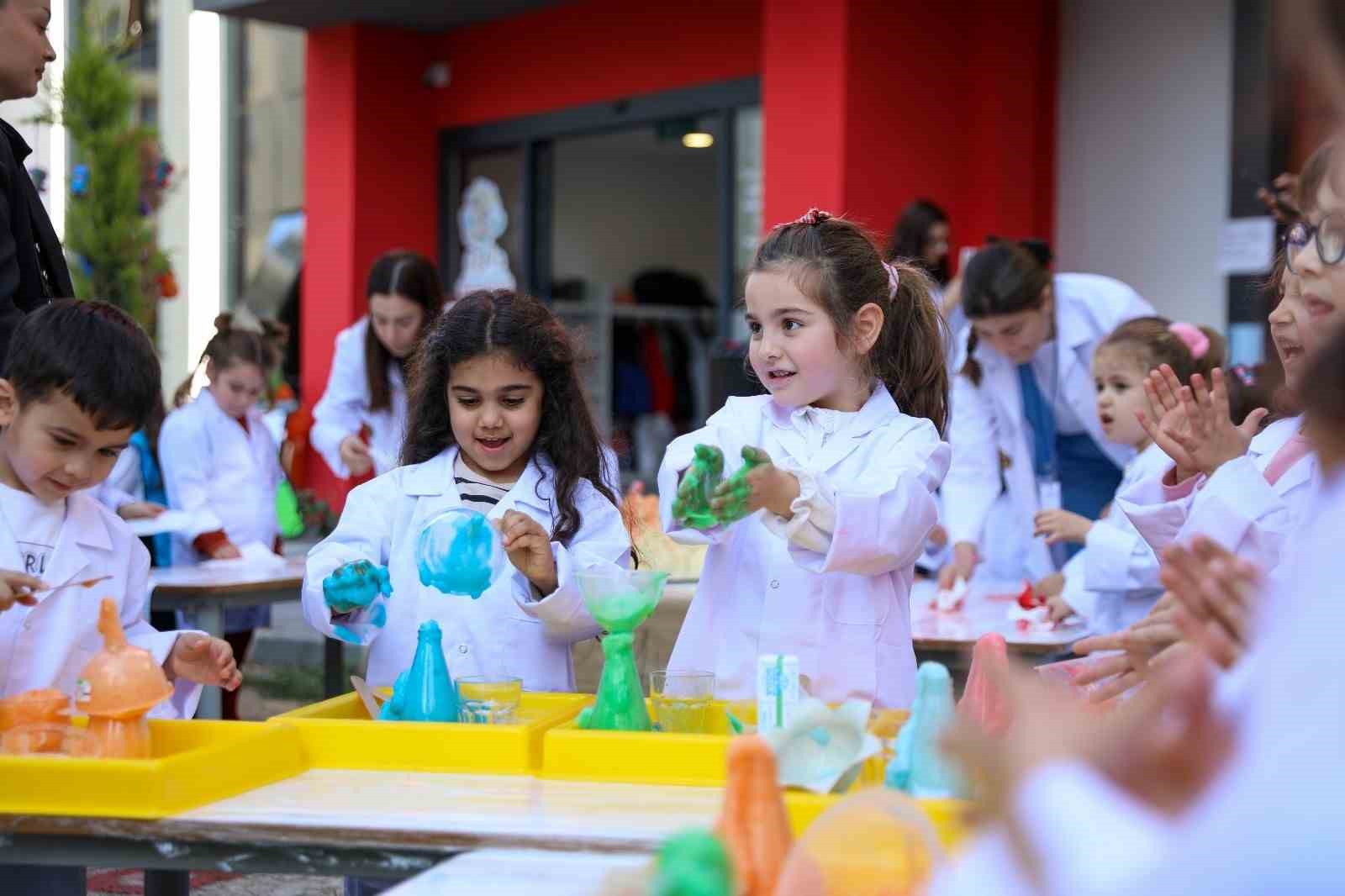 Alanya’da çocuklar Bilim Şenliği’nde buluştu
?v=1