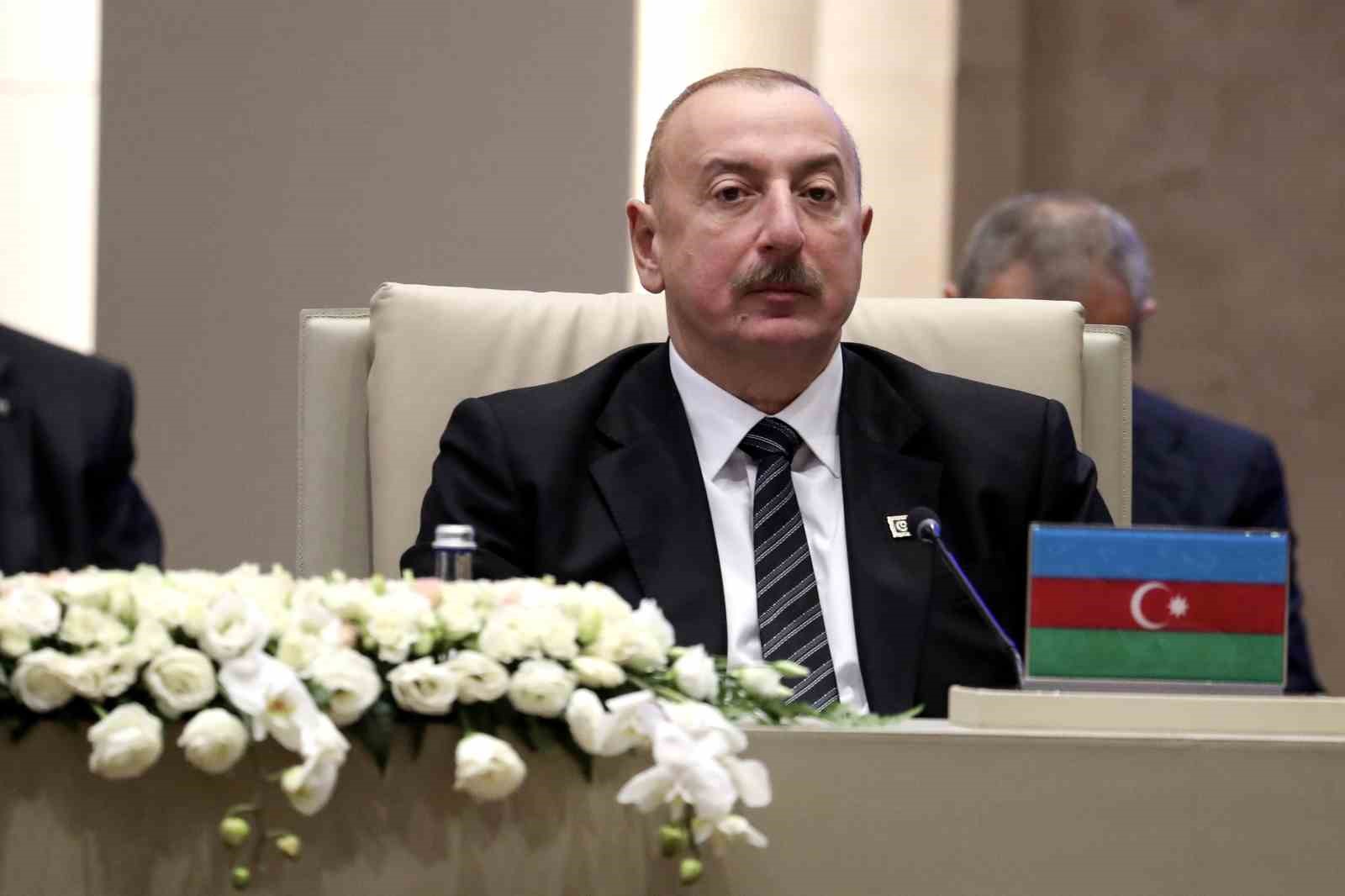 Aliyev, Azerbaycan’ın D-8 üyeliğini onayladı
?v=1