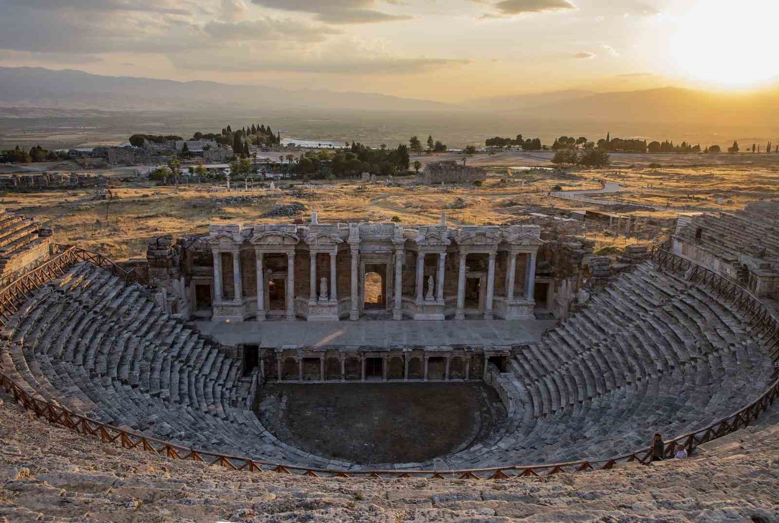 İtalyan Katolik din insanları Denizli’ye geliyor
