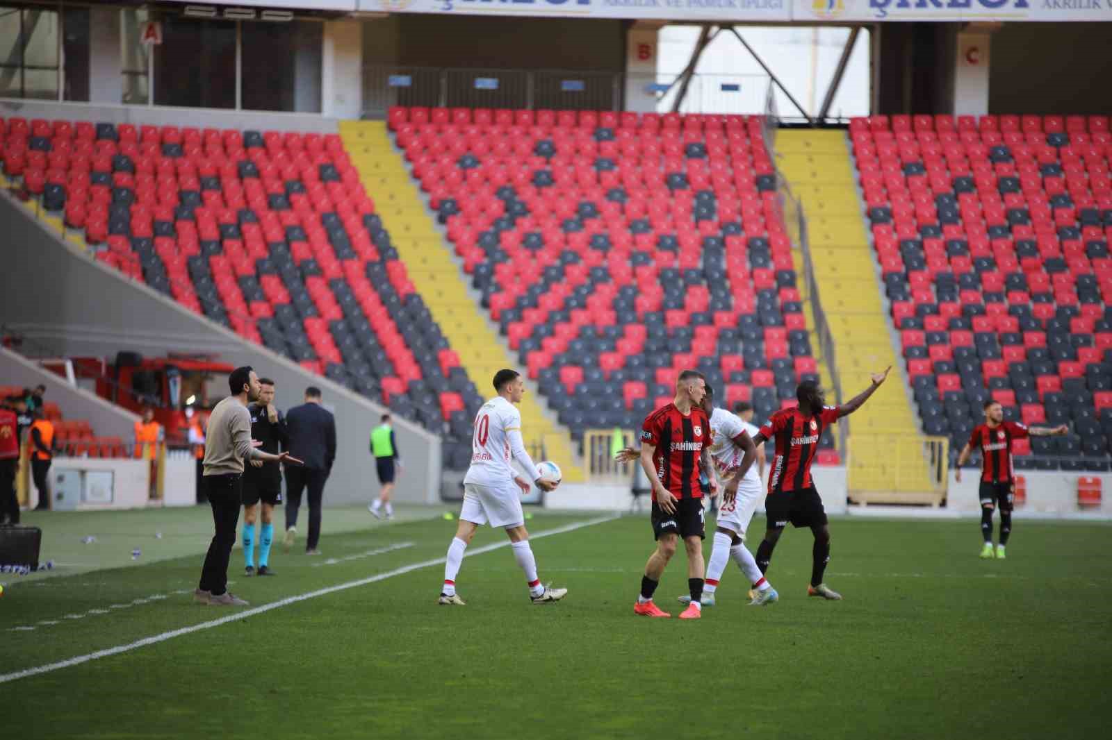 Trendyol Süper Lig: Gaziantep FK: 1 - Kayserispor: 0 (Maç sonucu)
?v=1