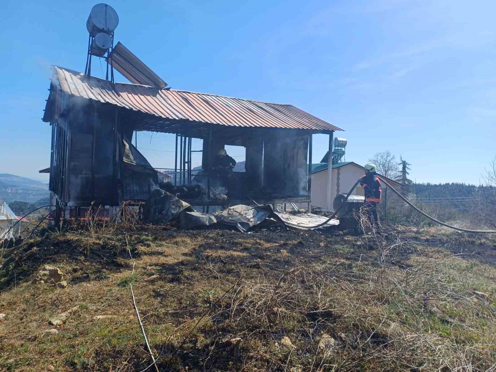 Mersin’de yayla evi yandı
?v=1