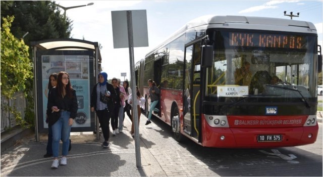 Balıkesir’de üniversitelilerin sınav haftasında ulaşımı ücretsiz
?v=1