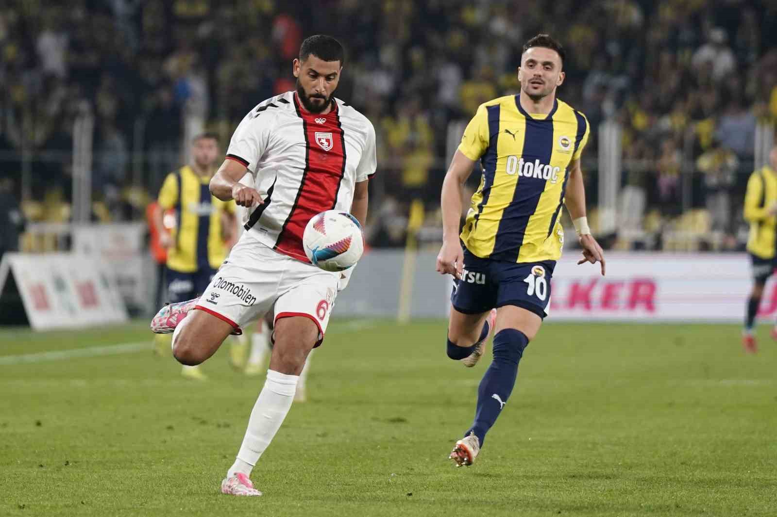 Trendyol Süper Lig: Fenerbahçe: 0 - Samsunspor: 0 (Maç sonucu)
?v=1