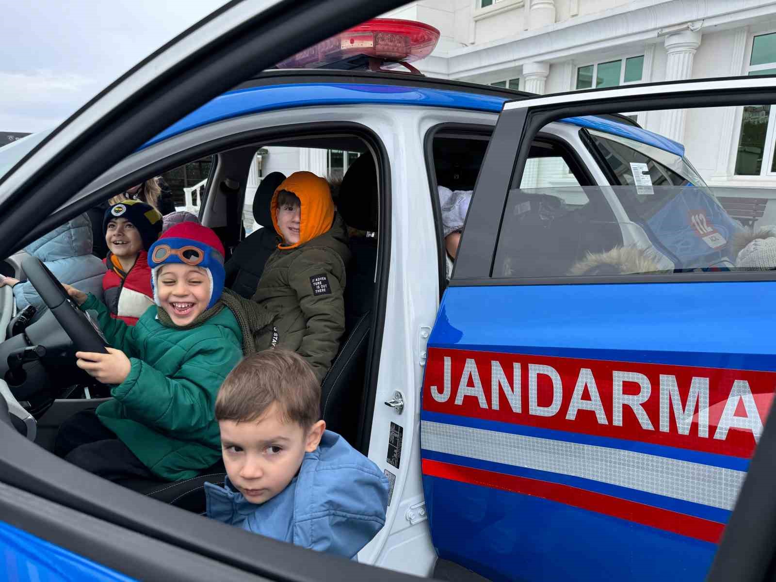 Jandarma, Öğrencilere Suçtan Korunma Eğitimi Verdi
?v=1