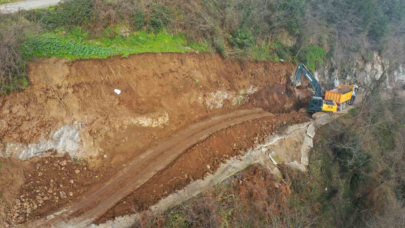 Ordu’da dar yollar genişletiliyor
?v=1