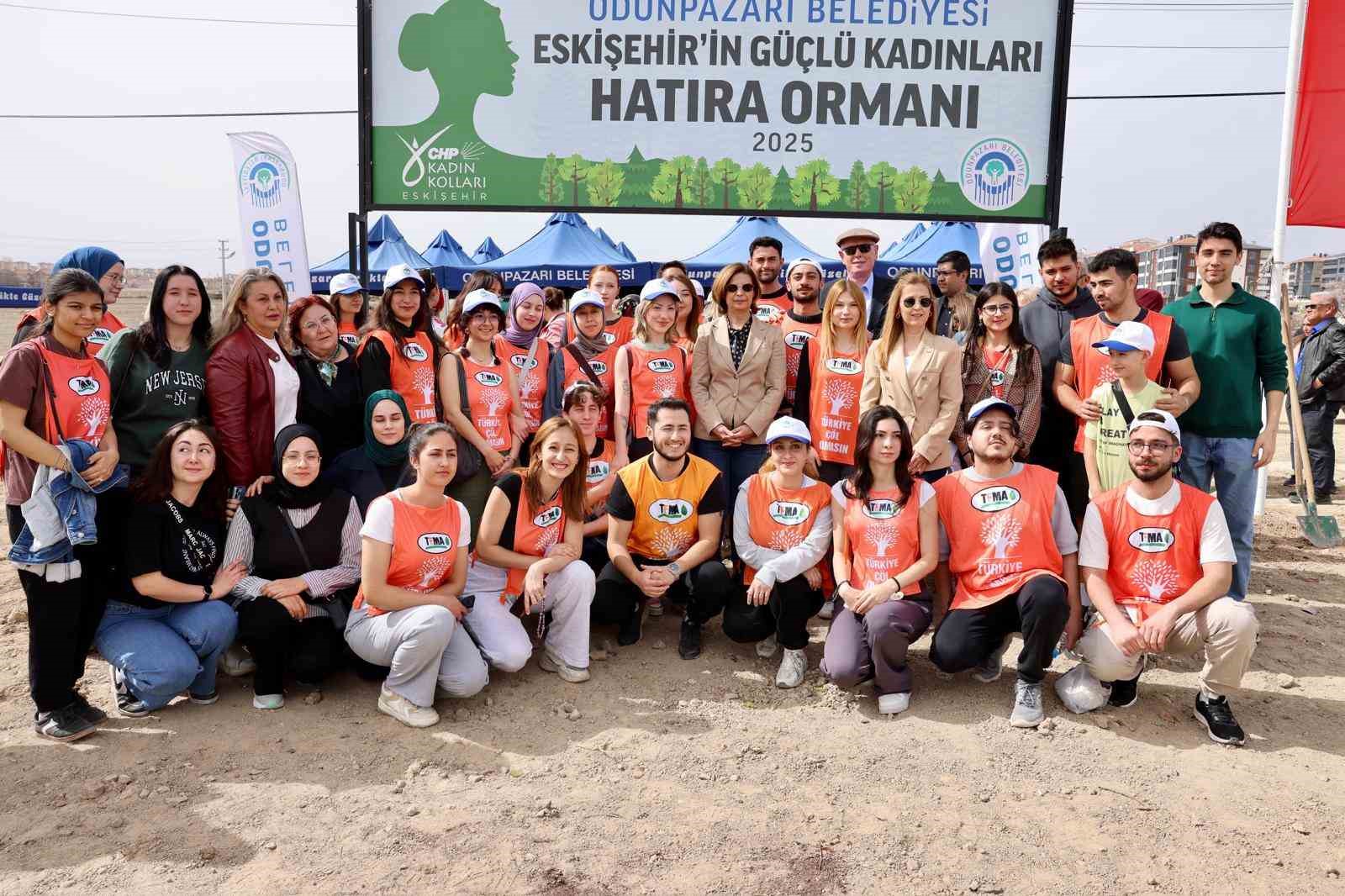  Eskişehir’in Güçlü Kadınları Hatıra Ormanı  geleceğe nefes olacak
?v=1