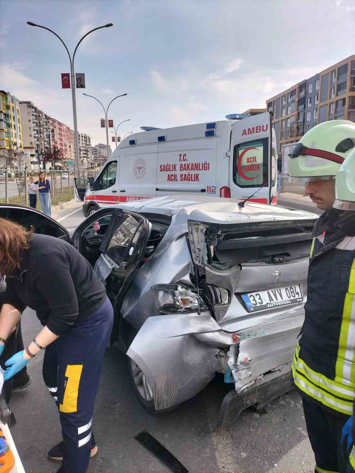 Batman’da trafik kazası: 2 yaralı
?v=1