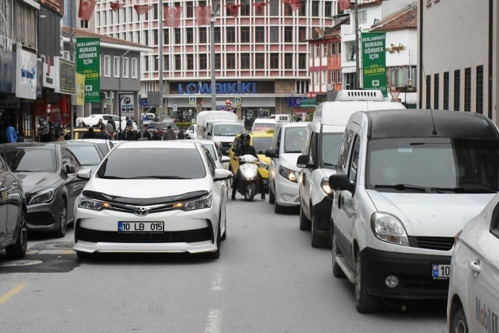 Balıkesir’de Şubat ayında trafiğe kayıtlı araç sayısı 647 bin 154 oldu
?v=1