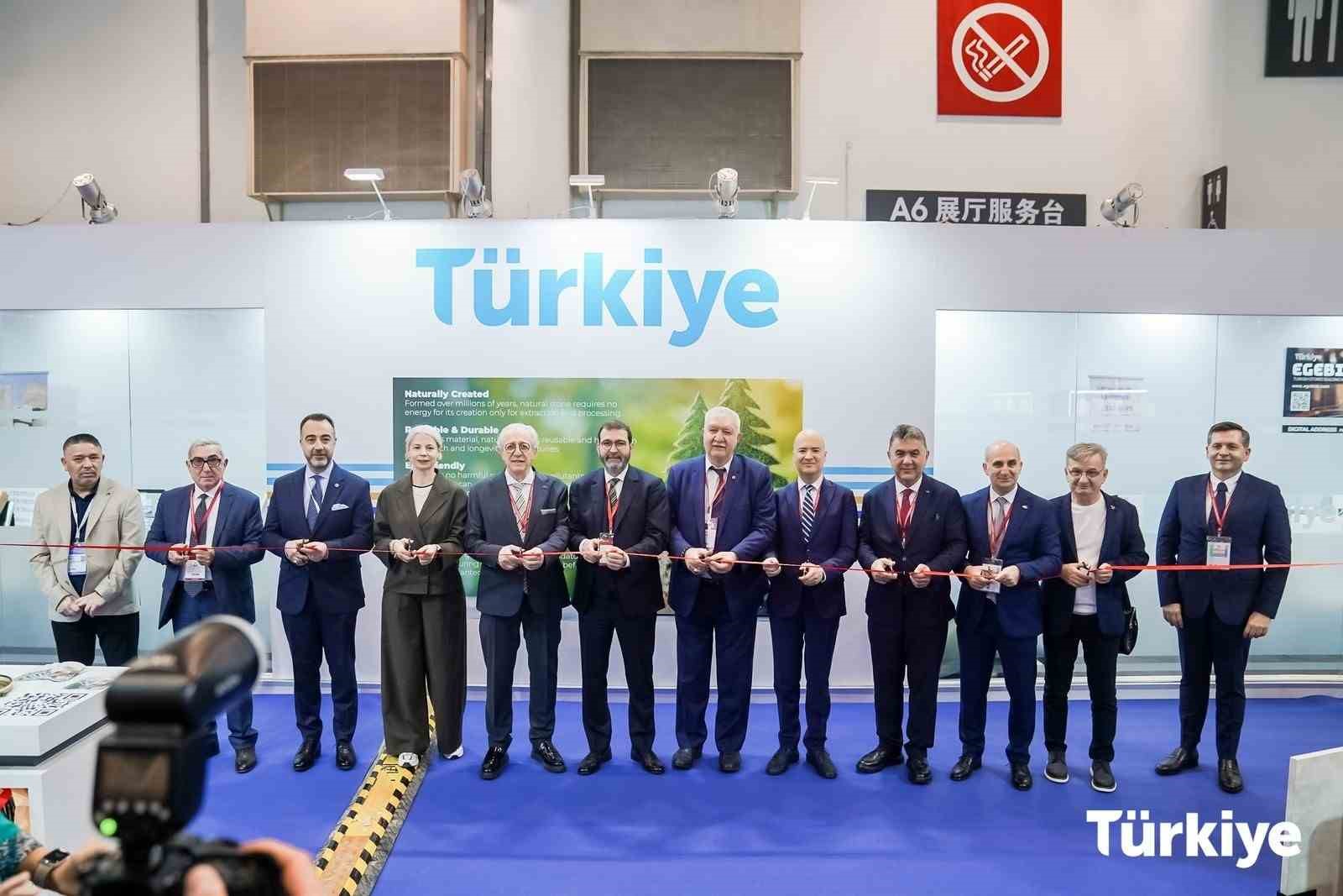 Denizli Sanayi Odası doğal taş sektörel ticaret heyeti Çin’de
?v=1