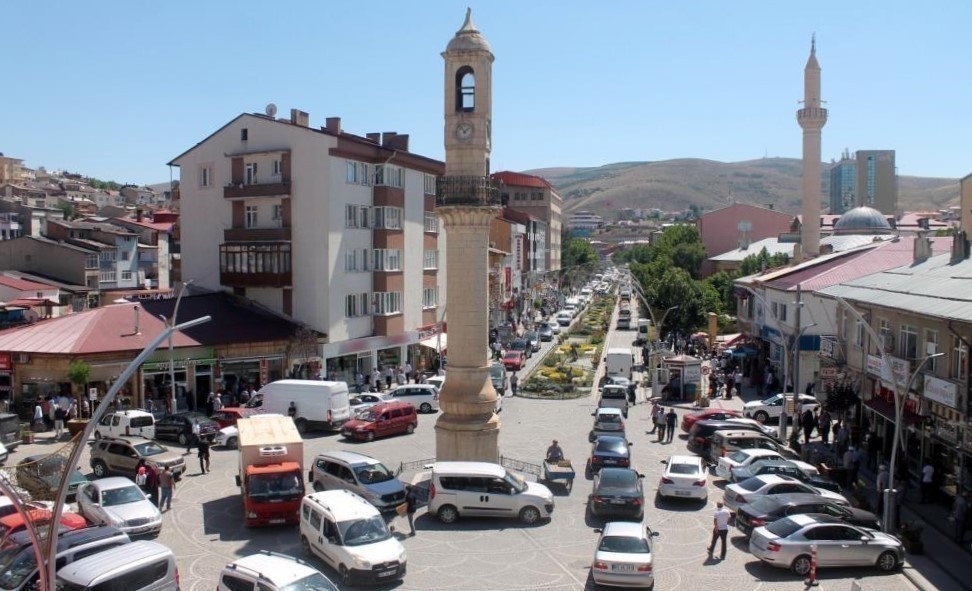 Bayburt’ta araç sayısı 19 bin 921 oldu
?v=1