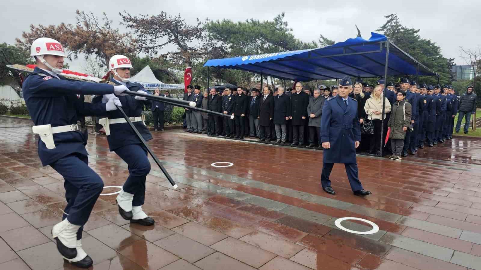 Bandırma’da 18 Mart Çanakkale Zaferi ve Şehitleri anma programı gerçekleştirildi
?v=1