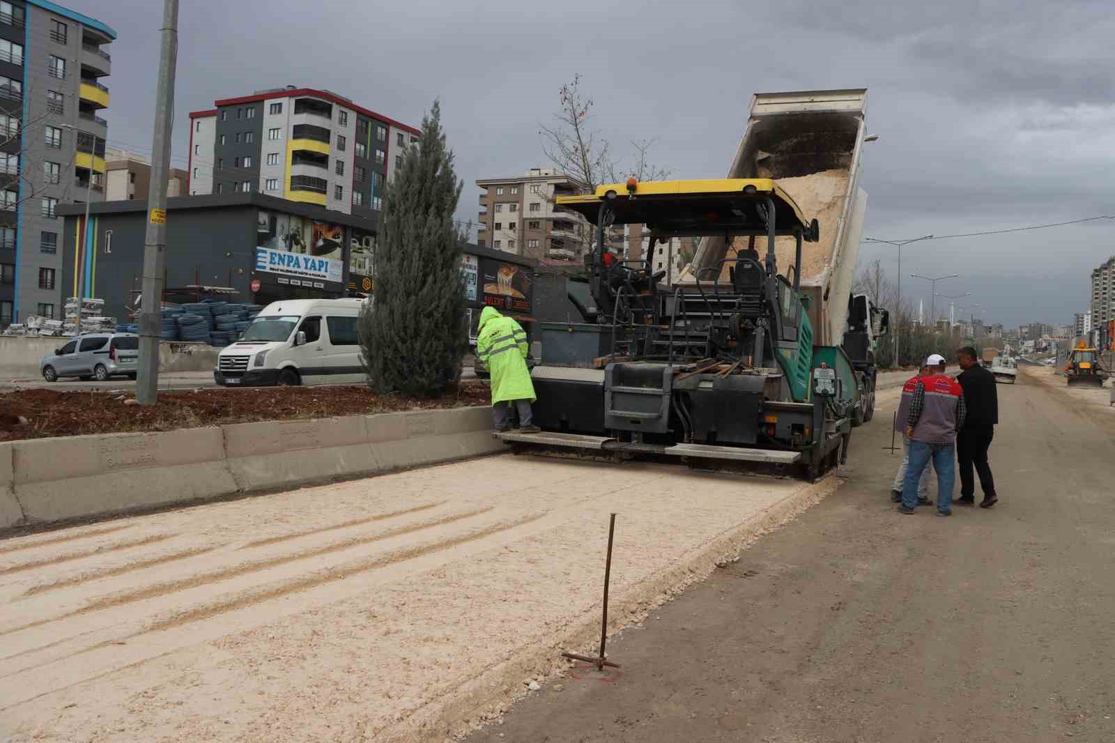 Maşuk yolunda 3’üncü etap asfaltlama çalışmalarına başlandı
?v=1