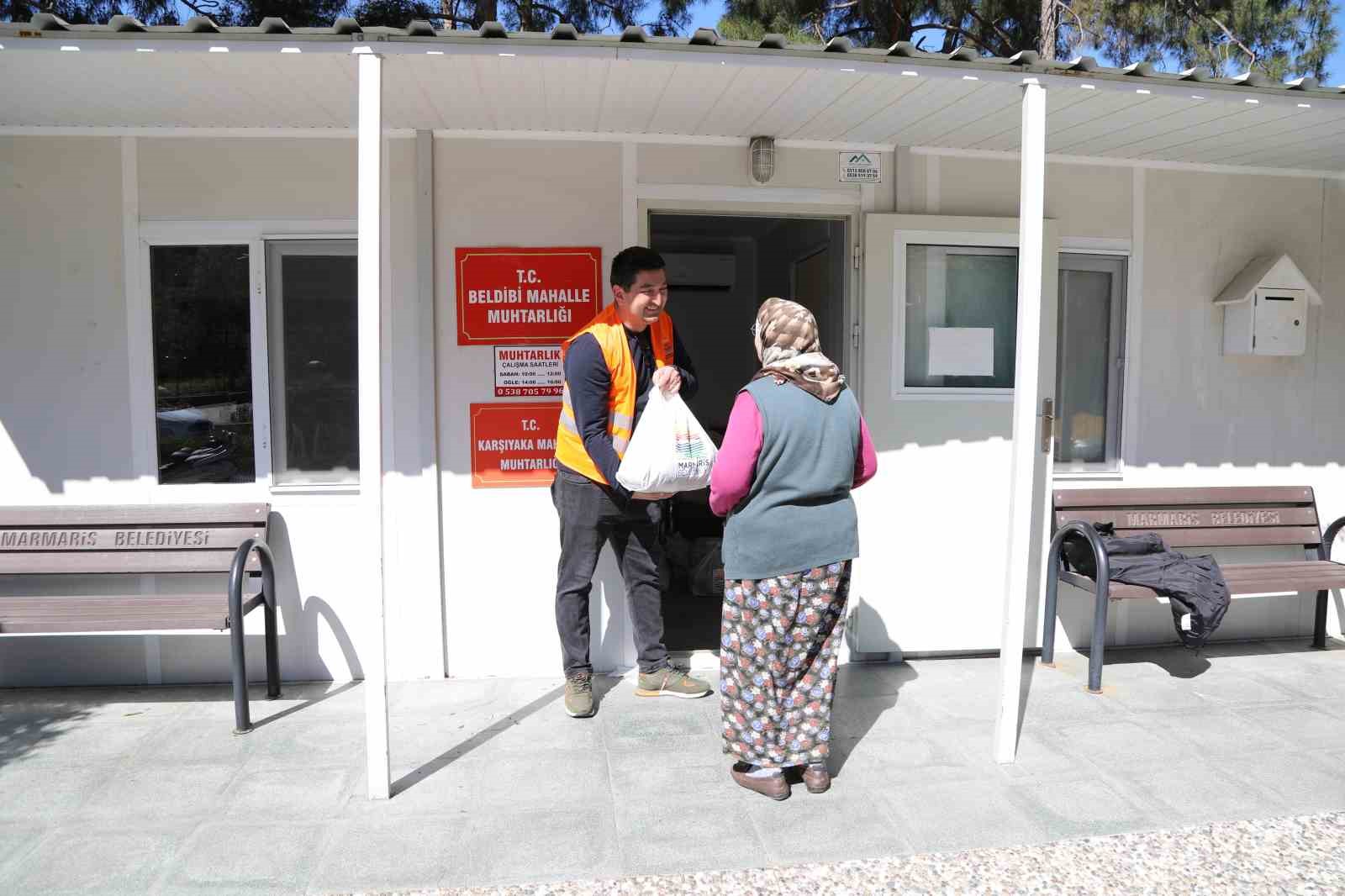 Marmaris’te Ramazan yardımı yüzleri güldürüyor
?v=1